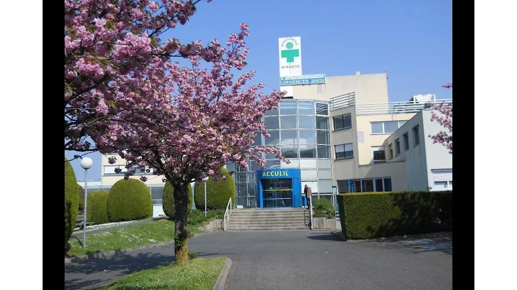 Polyclinique Du Beaujolais médecin à Arnas