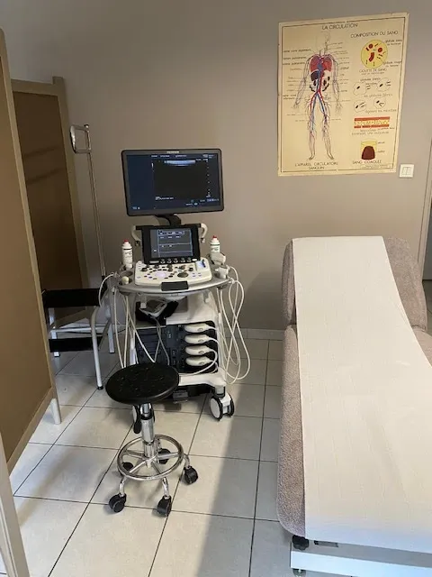Dr Filali Mounir doctor en Saint-Priest