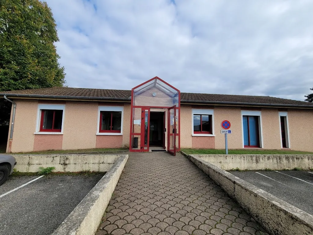 Centre Médical Pasteur médecin à Artas