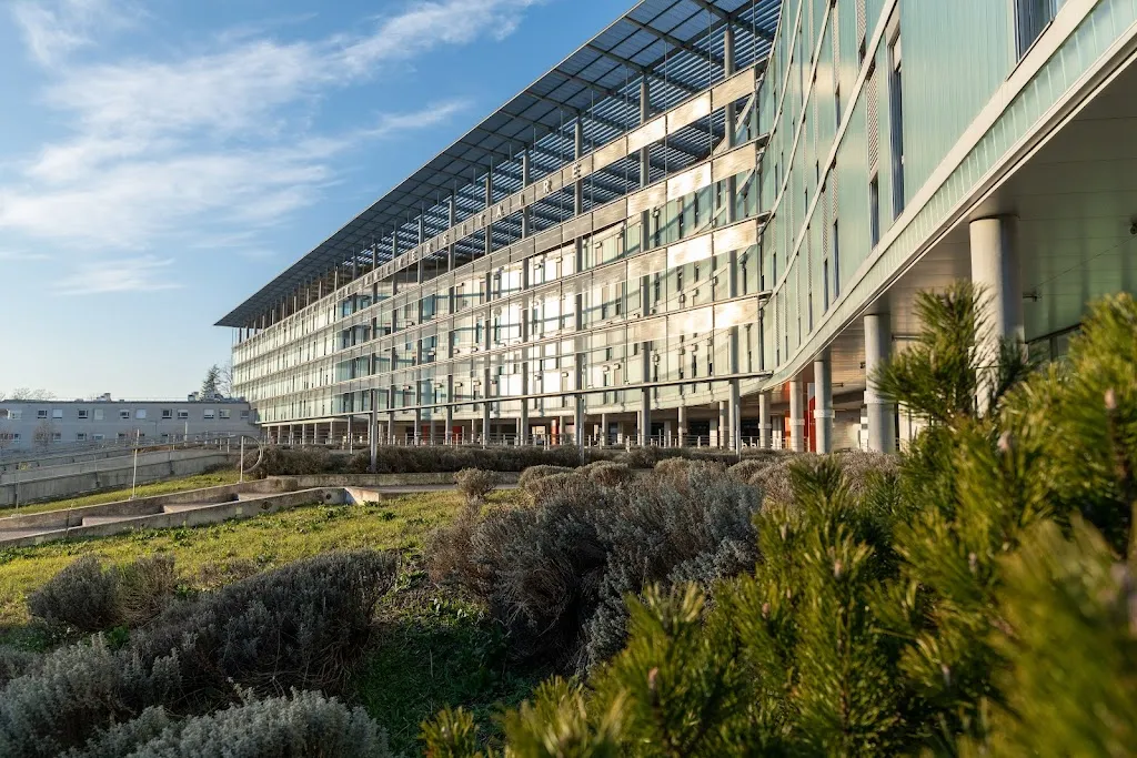 University Hospital F.mitterand Dijon-Bourgogne_Bourogne_slider_image_1