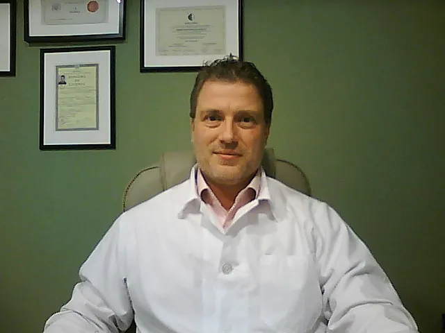 Dr. Thomas DIMITRAKOPOULOS