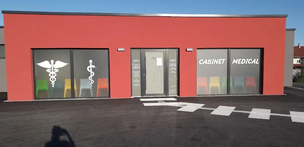 Dr Justine Reiniche doctor in Grandvillars