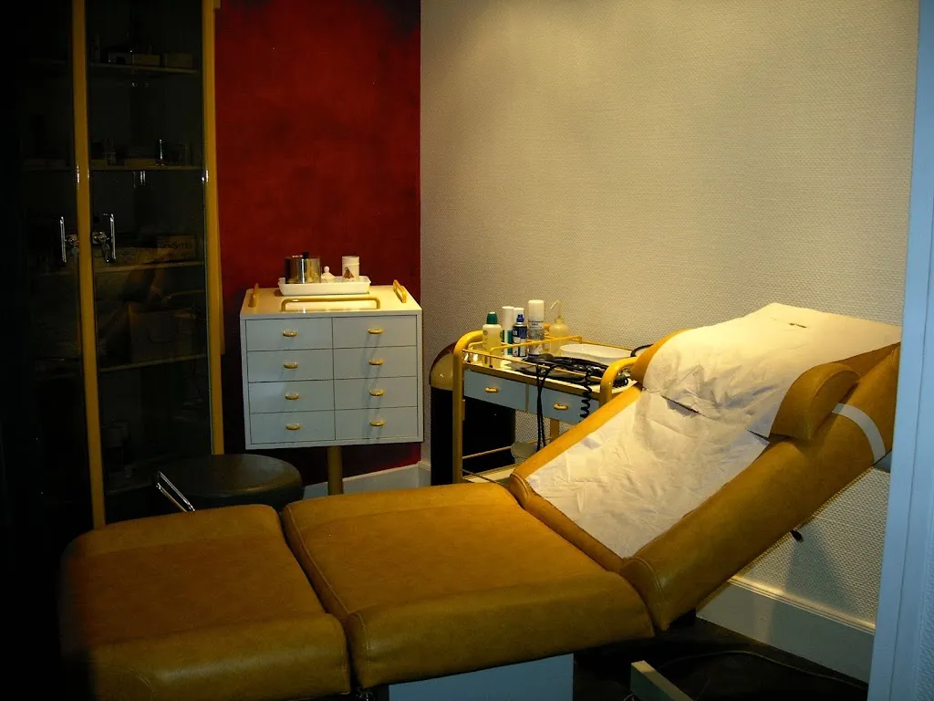 Docteur Jean Louis Domart doctor in Moulins-Engilbert