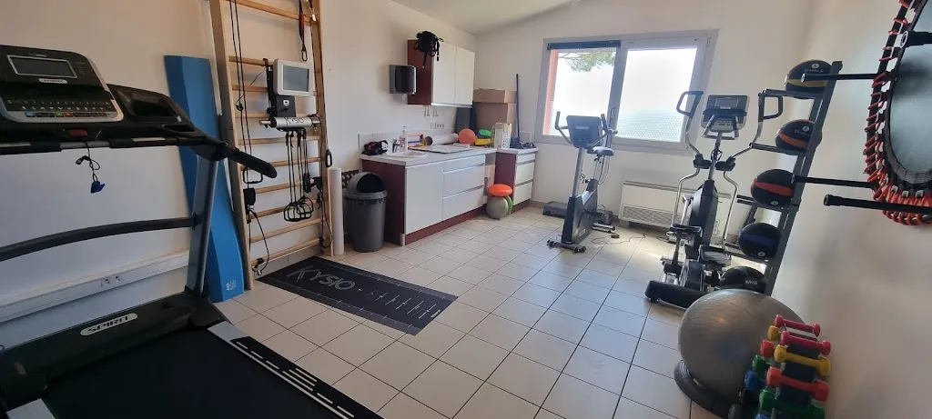 Hector Laura masseur-kinésithérapeute Arzt in Saint-Marcel