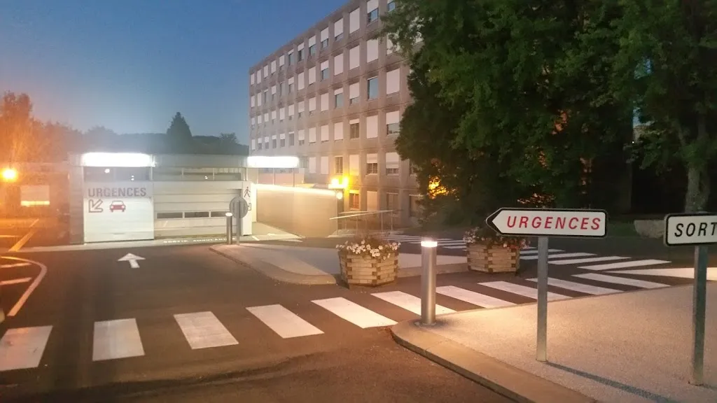 Hospital Center Robert Morlevat_Semur-en-Auxois_slider_imagen_3