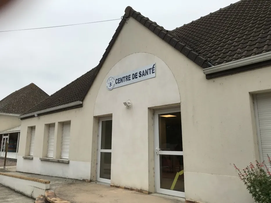 Centre de Santé de Cannes Ecluse Arzt in Villeneuve-la-Guyard