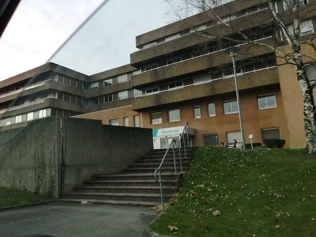 Hospital Center Simone Veil De Vitré