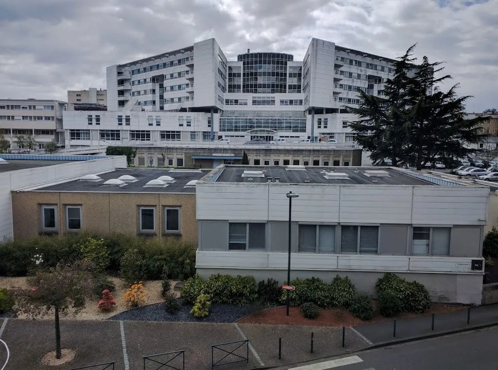 CHU Rennes - Pontchaillou Hospital_Département d'Ille-et-Vilaine_slider_bild_3