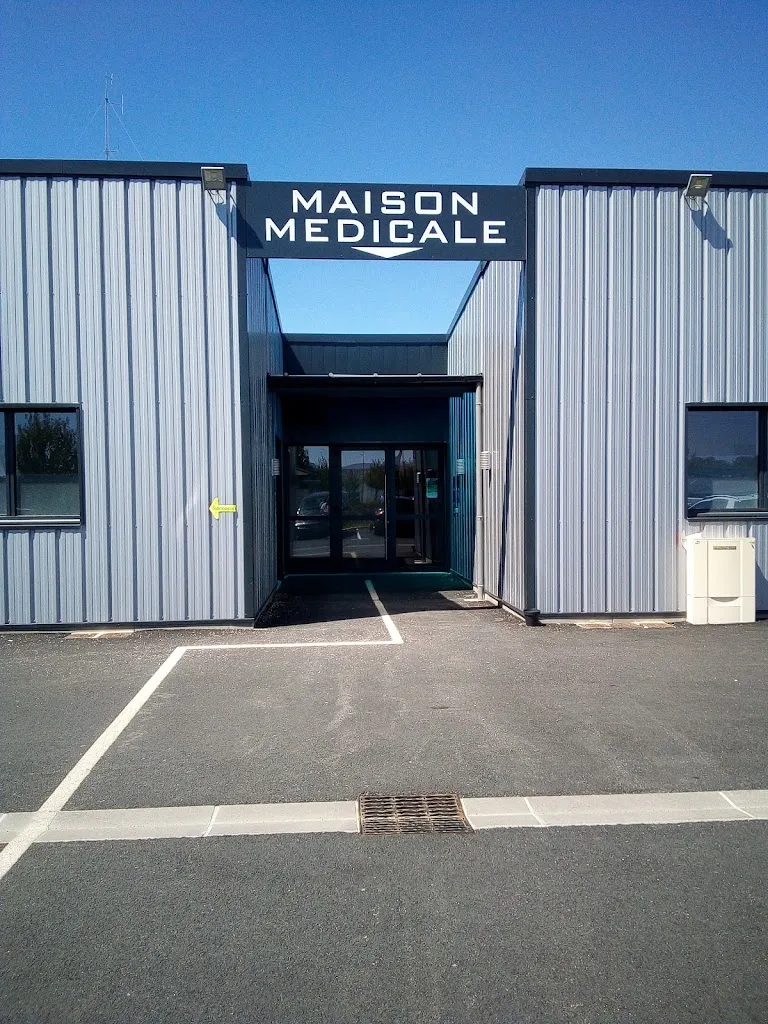 Maison Médicale doctor in Férel