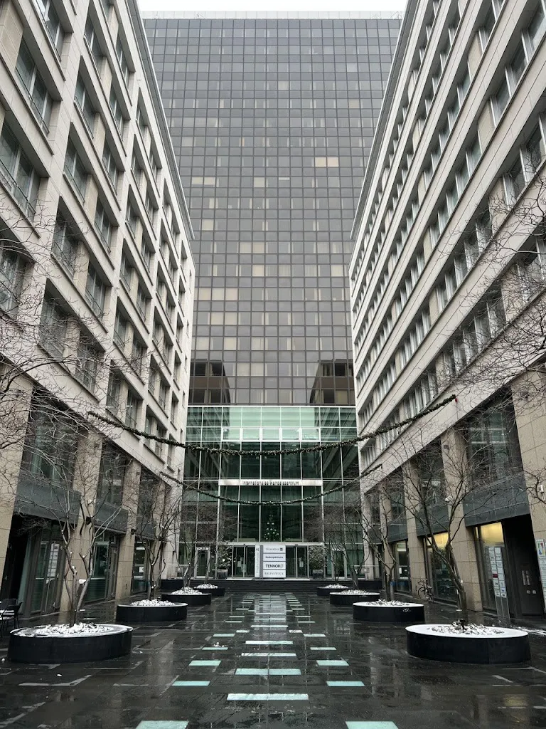 VenaZiel Berlin MVZ – Zertifiziertes Venen Kompetenz-Zentrum® – Venenzentrum & Gefäßchirurgie_Valley_slider_bild_1