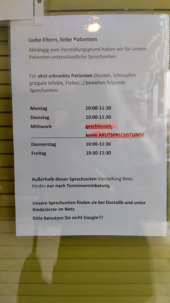 Praxis für Kinder- und Jugendmedizin Kathrin Batsch & Friederike Niermann_Falkenhagener Feld_slider_bild_1