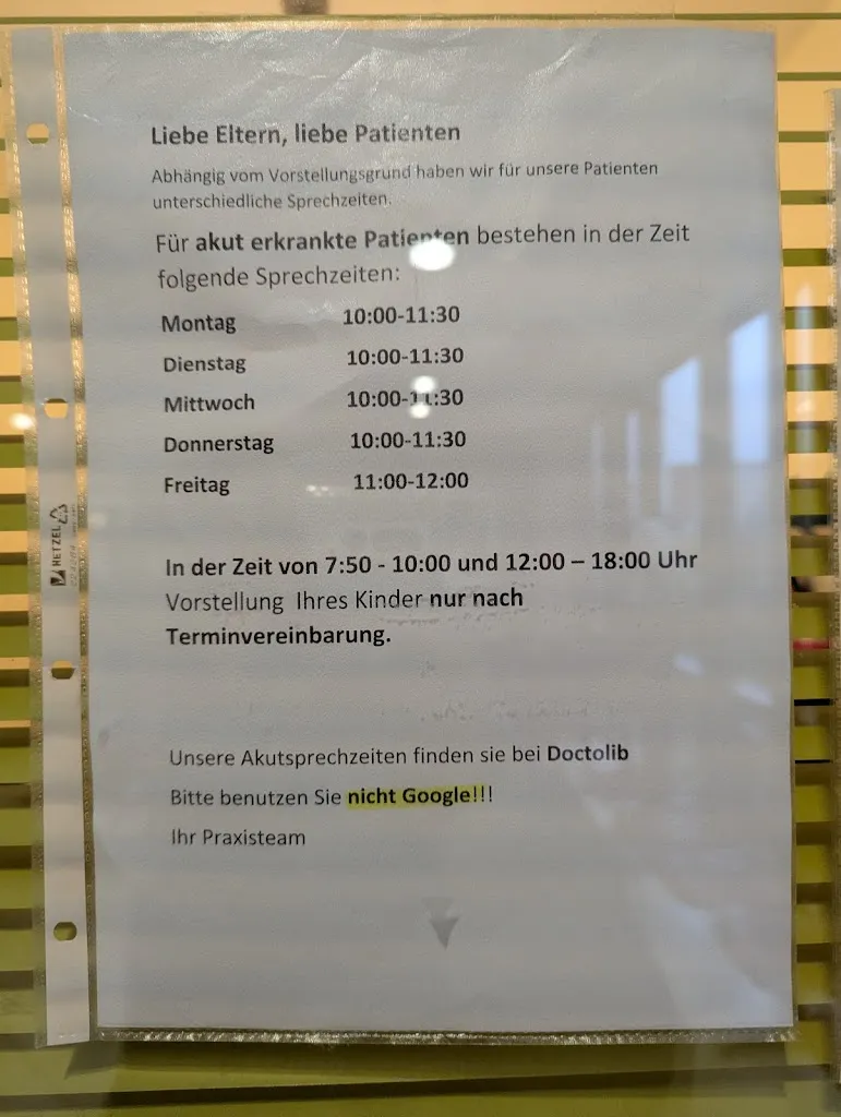 Praxis für Kinder- und Jugendmedizin Kathrin Batsch & Friederike Niermann_Falkenhagener Feld_slider_bild_2