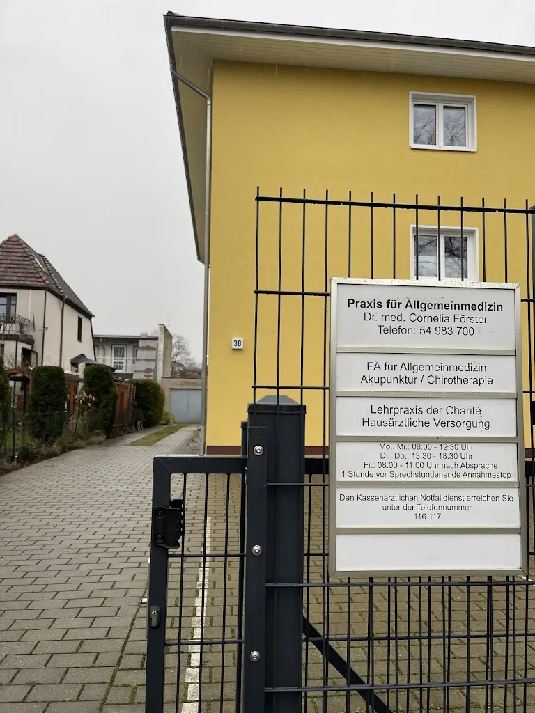 Dr. med. Cornelia Förster doctor in Biesdorf