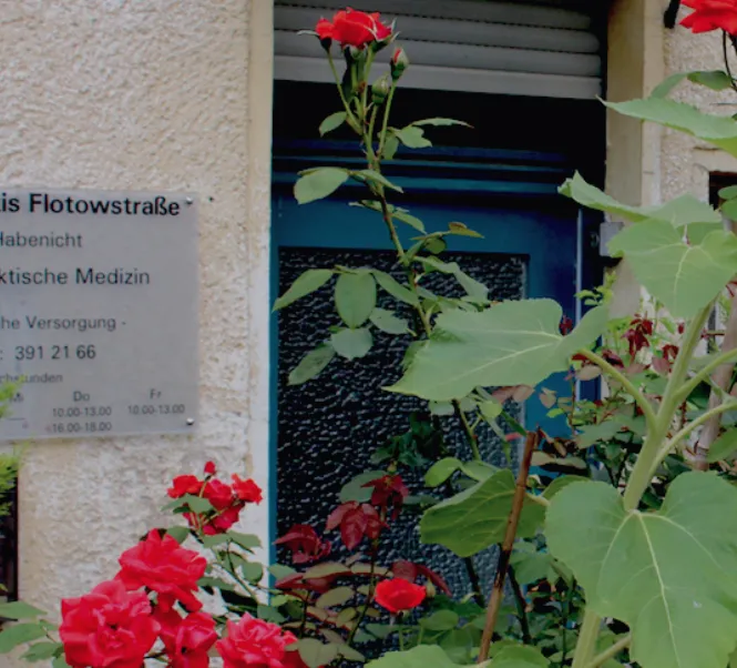 Hausarztpraxis Flotowstraße Lutz (Elias) Habenicht_Moabit_slider_immagine_3