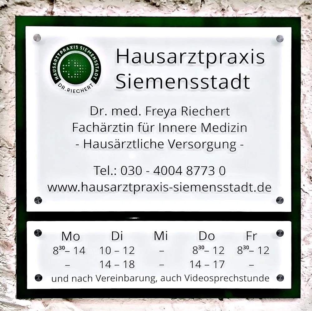 Dr. med. Freya Christina Riechert_Siemensstadt_slider_image_2