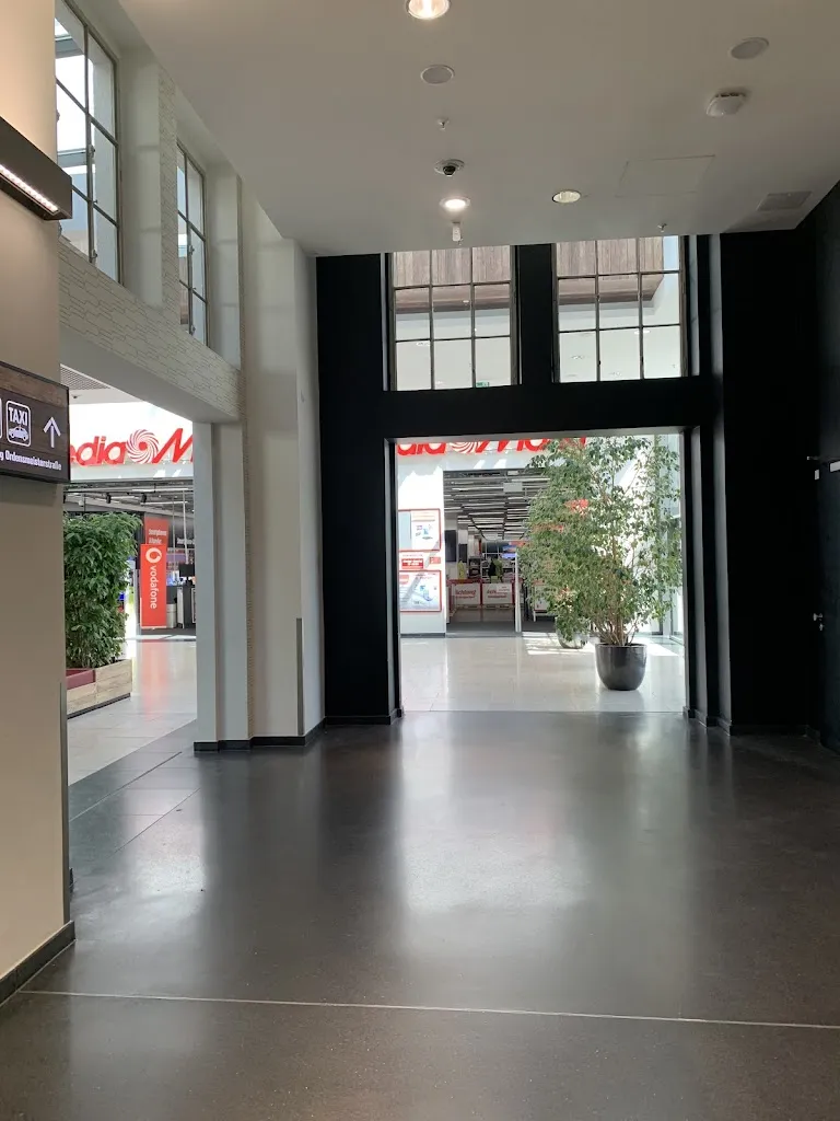 A Mindrina_Good Skin Medical | MVZ Hautarzt Tempelhof // Ärztezentrum Tempelhofer Hafen_Tempelhof_bewertung