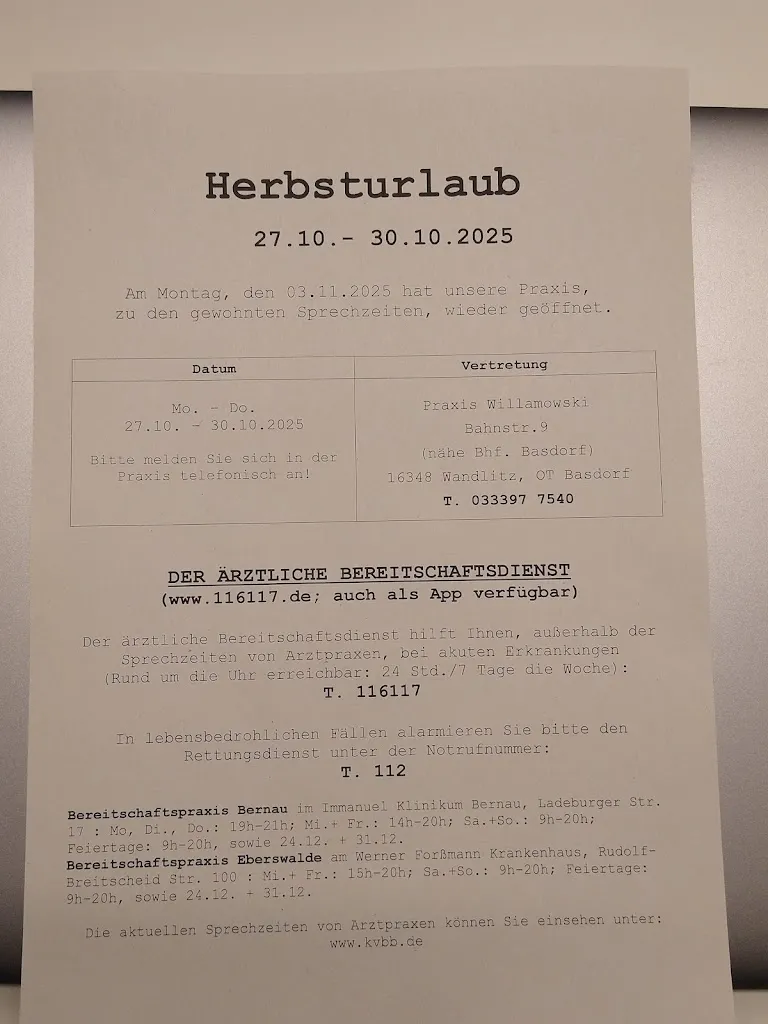 Praxis Naber, Bernhard Naber (Inh.) , FA Innere Medizin, ZB Naturheilverfahren, Hausarzt_Biesenthal_slider_immagine_1