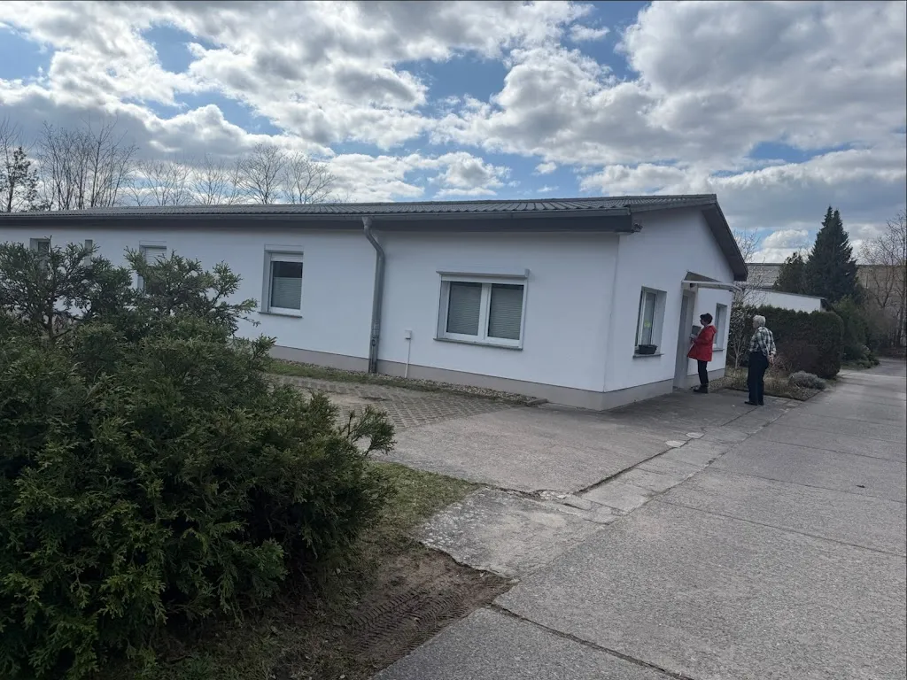 Frau Jana Wollschlaeger doctor in Brieskow-Finkenheerd