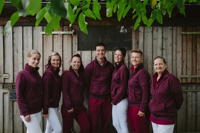 Die Hoftierärzte médecin à Heiligengrabe