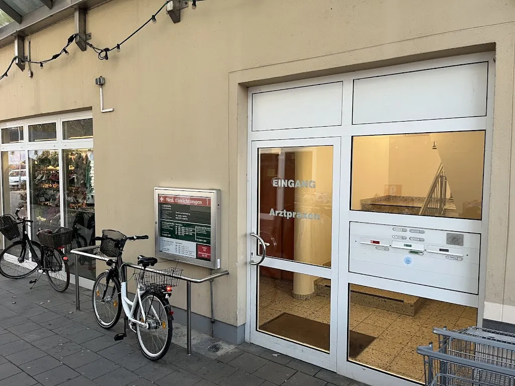 Dr. med. Andrea Tschirch - Fachärztin für Kinder- und Jugendpsychiatrie und Psychotherapie doctor in Rheinsberg