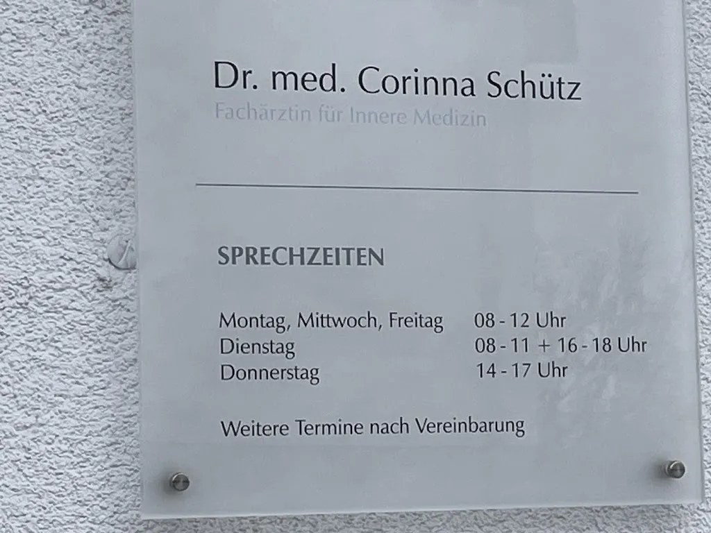 Frau Dr. med. Corinna Schütz_Friedrichsdorf_slider_imagen_1