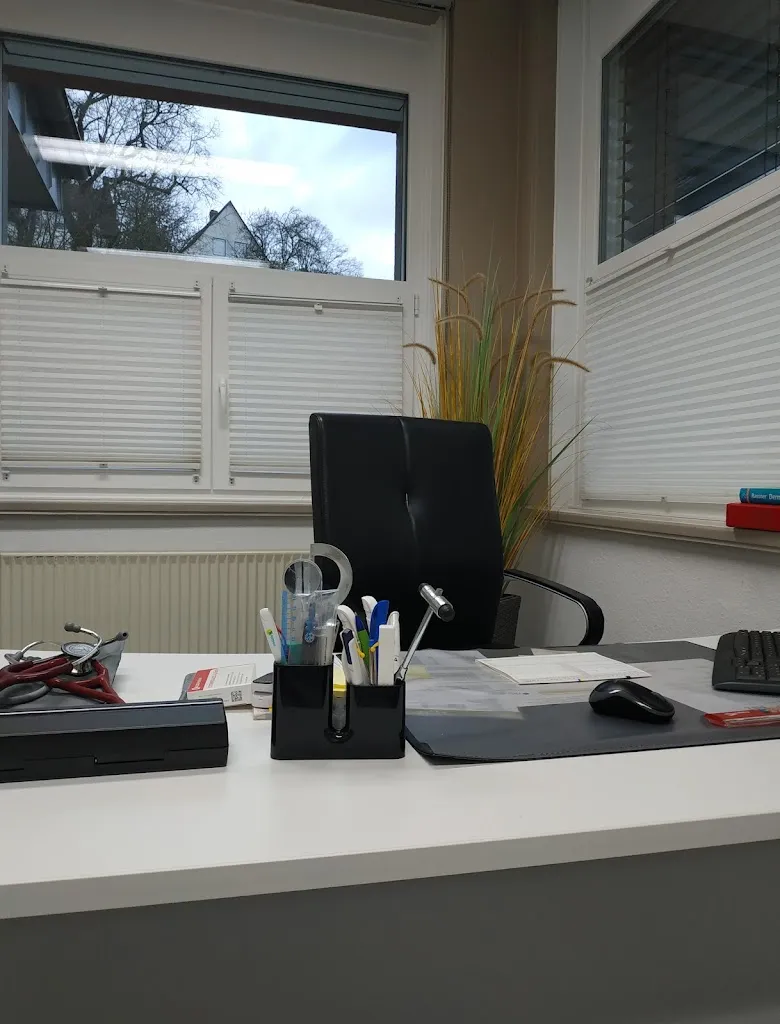 Dr. med. Lothar Jenniches