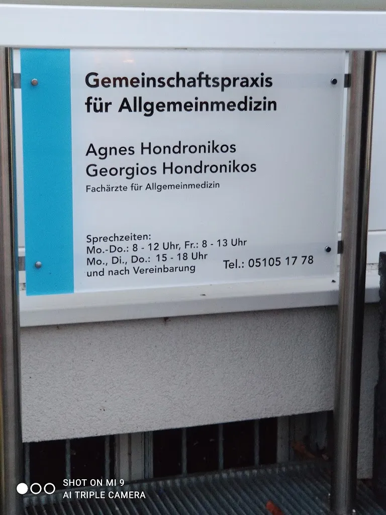 Arztpraxis Hondronikos_Großgoltern_slider_bild_1