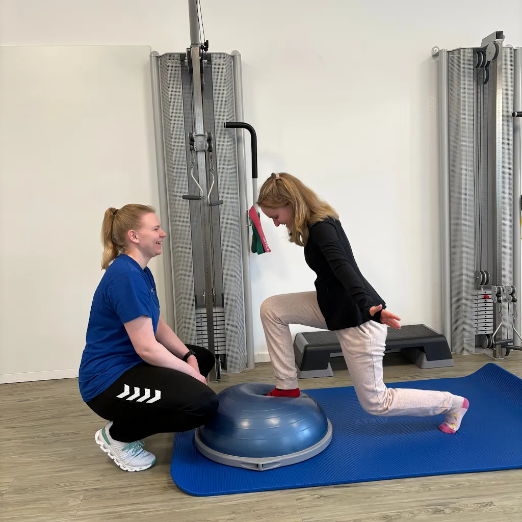 Leonhard Gesundheitszentrum Physiotherapie - Podologie -Training - Rehasport - Funktionstraining_Nörten-Hardenberg_slider_image_2