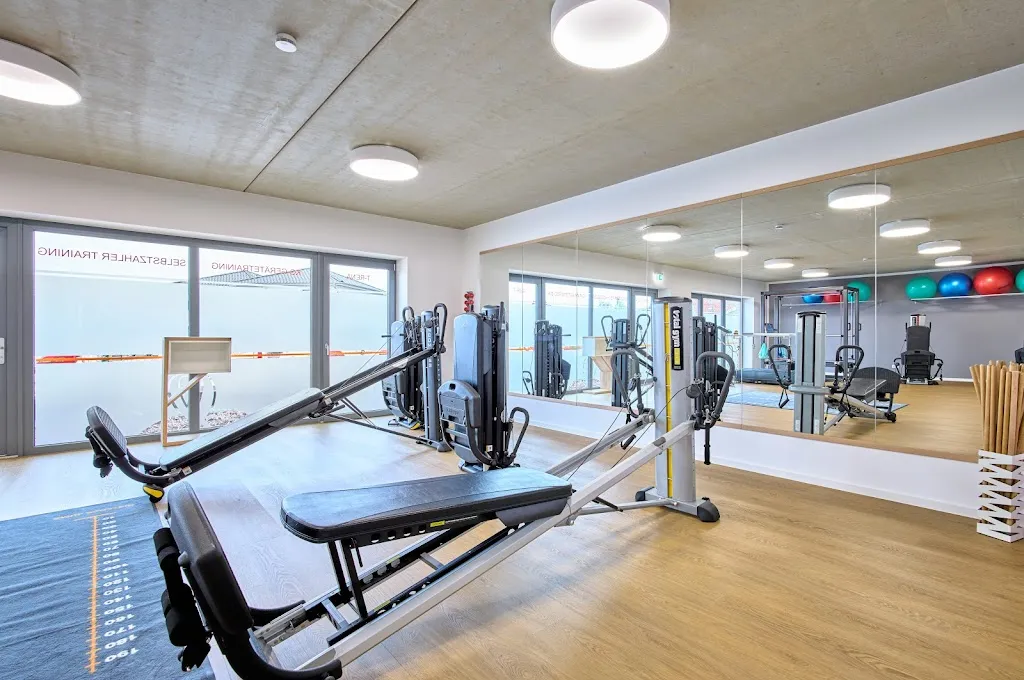Elithera Gesundheitszentrum Schwarmstedt GmbH | Physiotherapie | Ergotherapie | Training / Kurse_Schwarmstedt_slider_image_2
