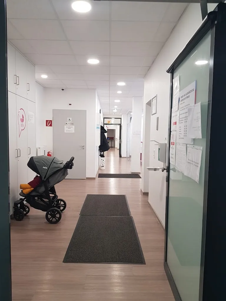 Kinder- und Jugendärztliche Gemeinschaftspraxis doctor in Tappenbeck