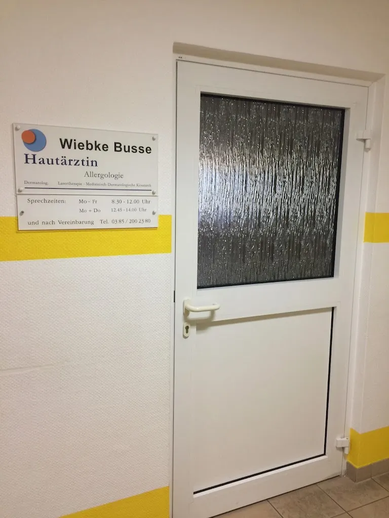 Wiebke Busse dermatologist_Groß Laasch_slider_image_1