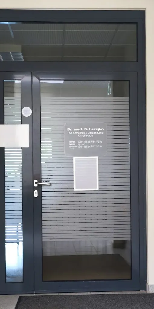 Dr. med. Dariusz Serejko Arzt in Neustrelitz