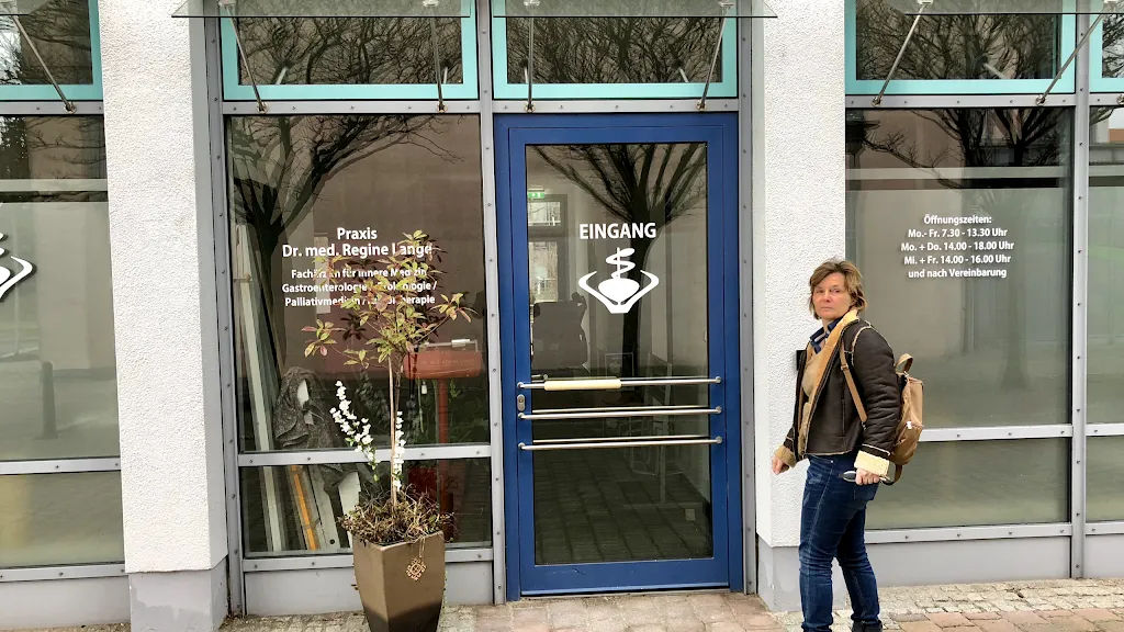 Frau Dr. med. Regine Lange, Fachärztin für Innere Medizin, Gastroenterologie, Proktologie, Palliativmedizin médecin à Wittenburg