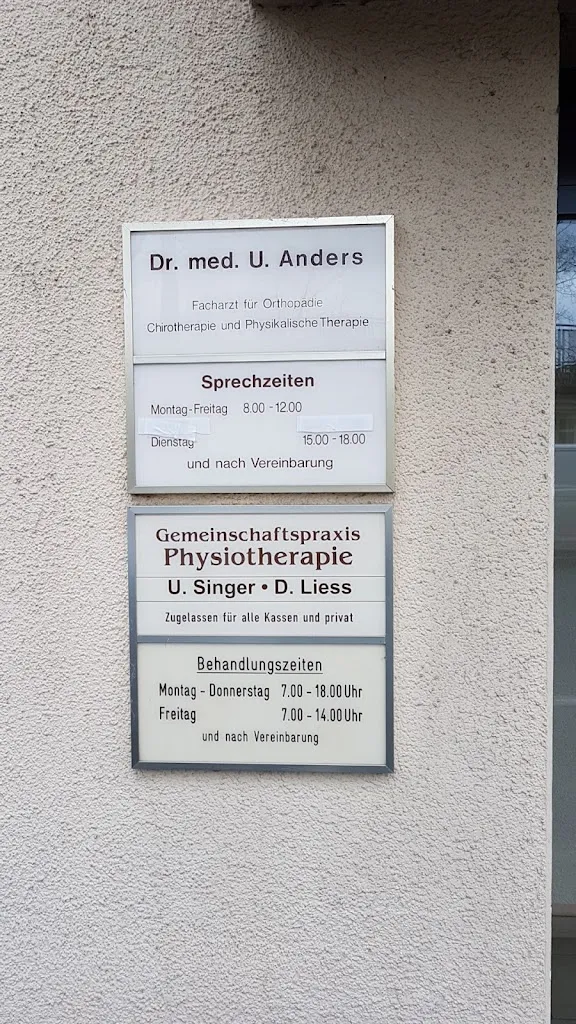 Dr. med. Ulf Anders Facharzt für Orthopädie_Wittenburg_slider_bild_1