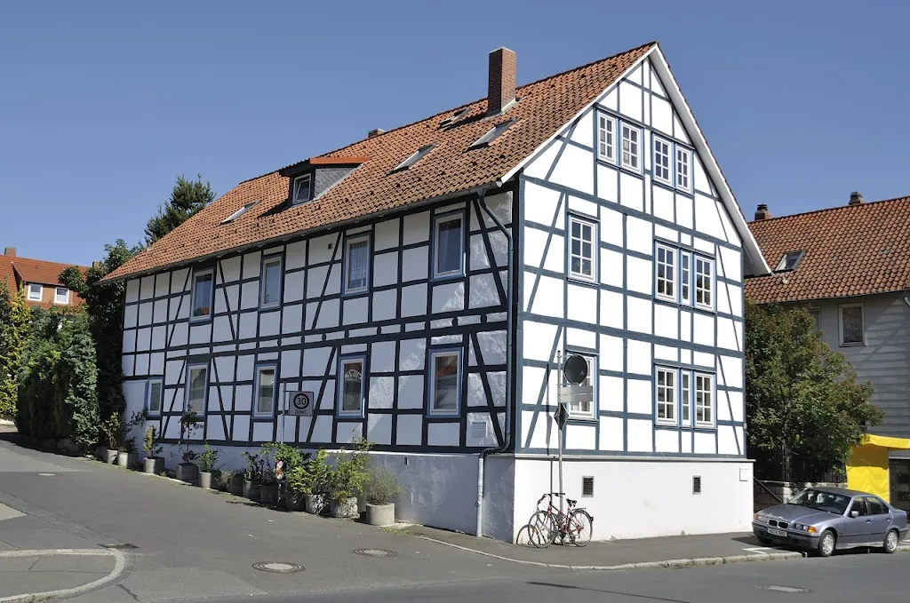 Hausarzt praxis Dr. Nadine Georges Arzt in Höttingen