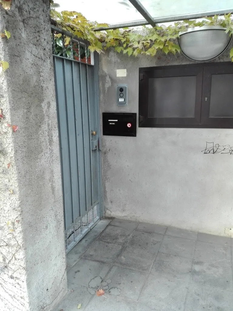 Studio Medico Associato Oldrini E Gementi doctor in Cornaredo