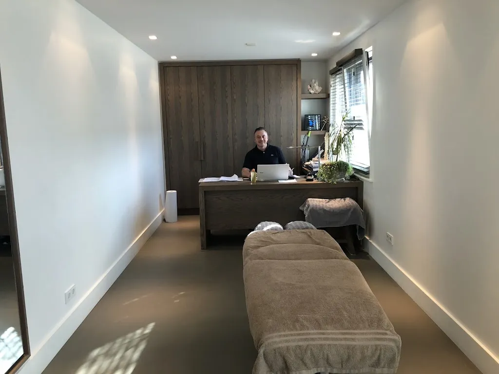 Albert Pot - Back and Neck Clinic in Edam