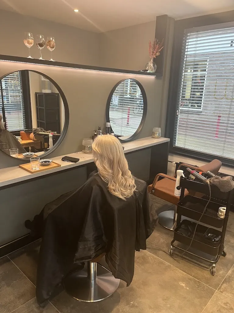 Glow huid & haar kliniek in Gendringen