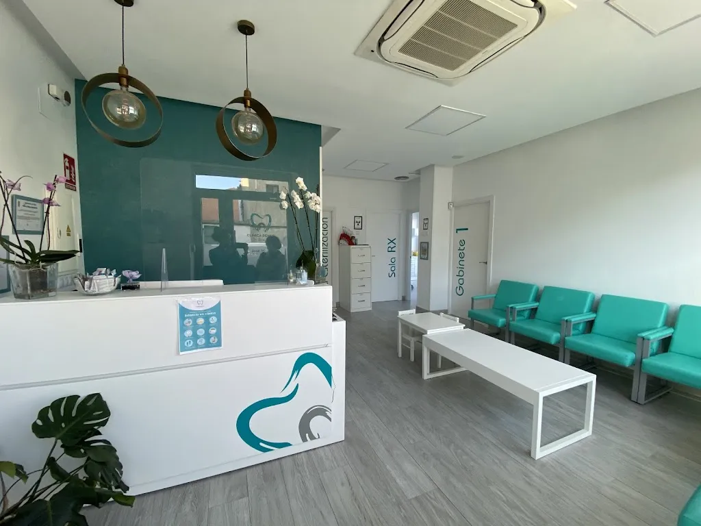 Clínica dental Dr. Romera En Gálvez_Navahermosa_image_1