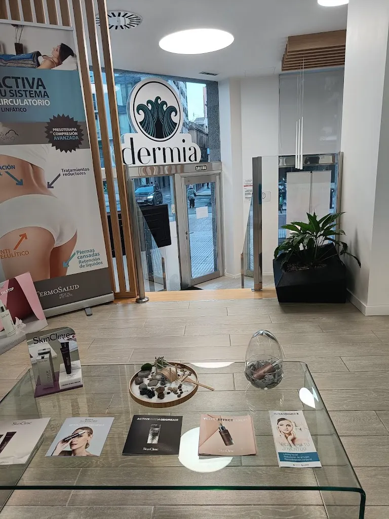 Instituto Médico-Estético Dermia in El Grao