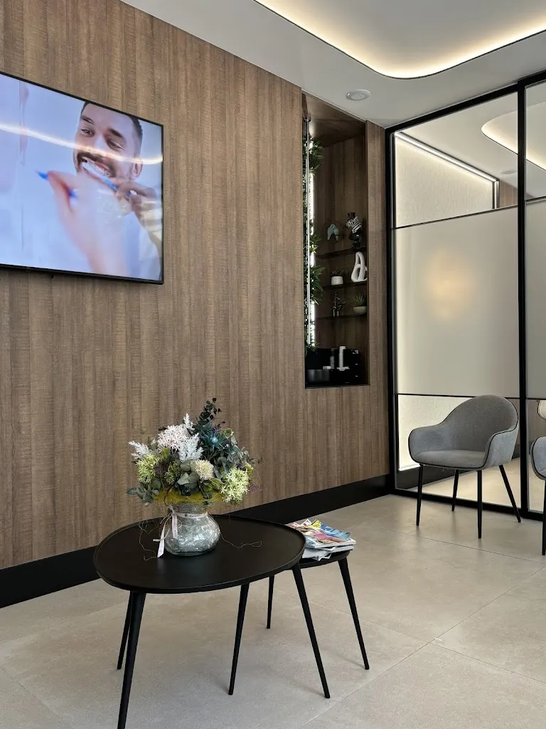 Arturo Lozano Clínica Dental. Torrero in Samper del Salz
