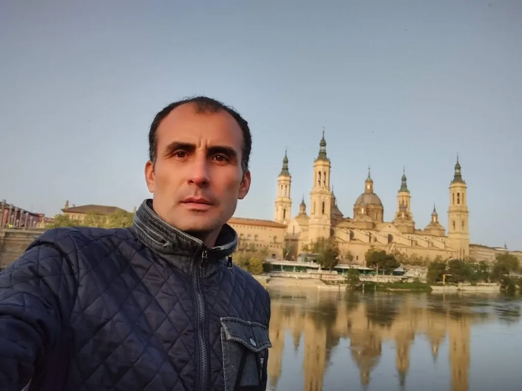 Dr. Oscar Zepeda Trasplante Capilar in Alcubierre