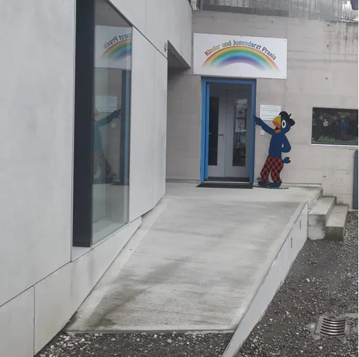 Arzt Praxis Kinderarzt Willisau Luzern_Grossdietwil_slider_image_1