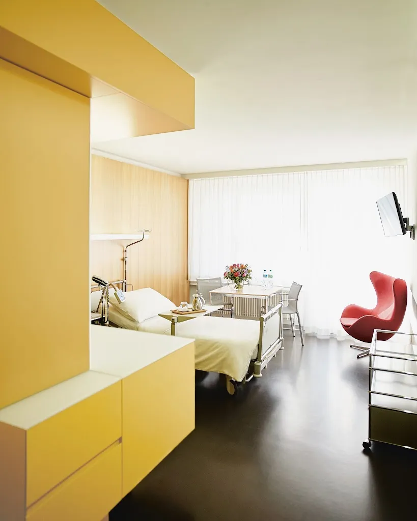 Hirslanden Clinical Des Tilleuls_Biel/Bienne_slider_imagen_3