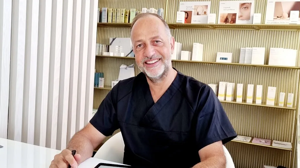 Praxis Dr. med. Simon Wyss GmbH Arzt in Lyssach