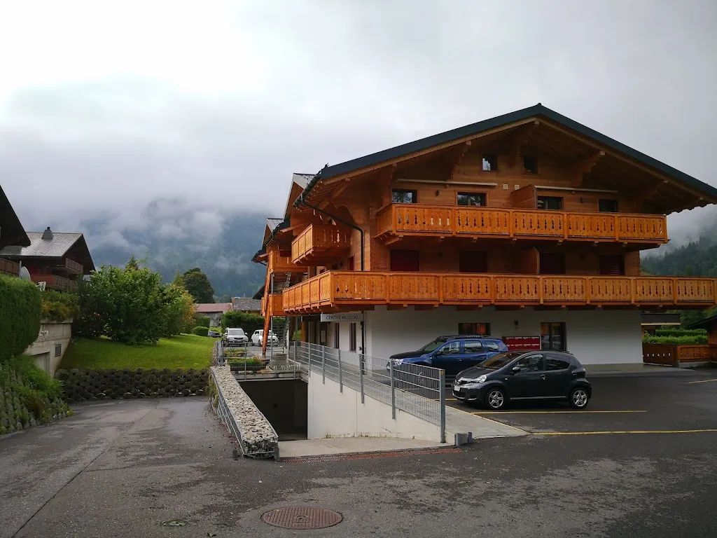 Medical Center Des Diablerets_Fornet-Dessous_slider_imagen_2