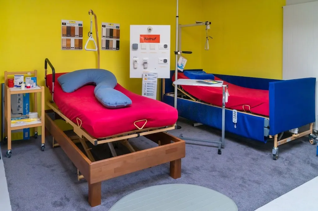 Hermap AG Sanitätsgeschäft und Rehatechnik, Elektromobile_Gisikon_slider_imagen_3