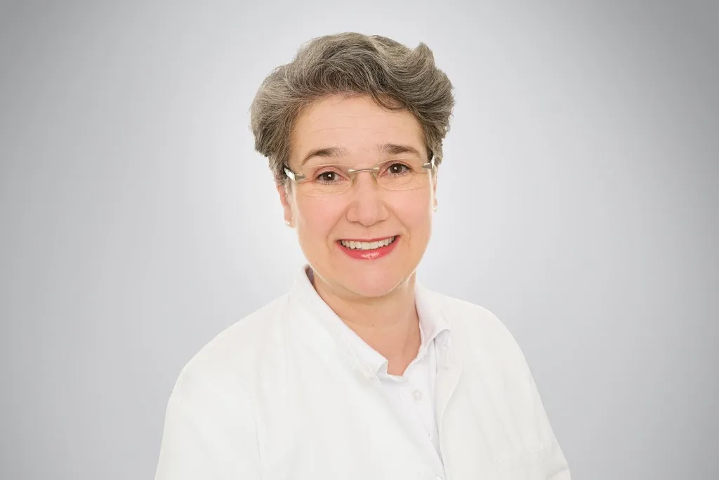 Dermatologie - LaserZentrum - Liposuktion_Meggen_slider_image_1
