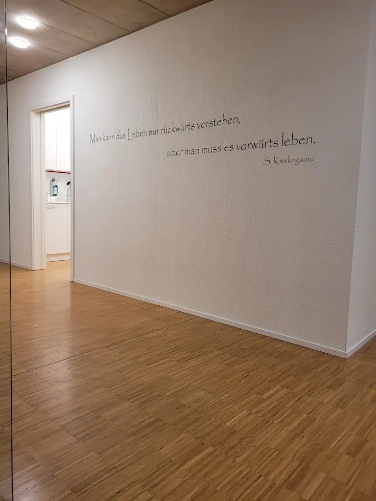 Dr. med. Müller Jürg medico a Bleienbach