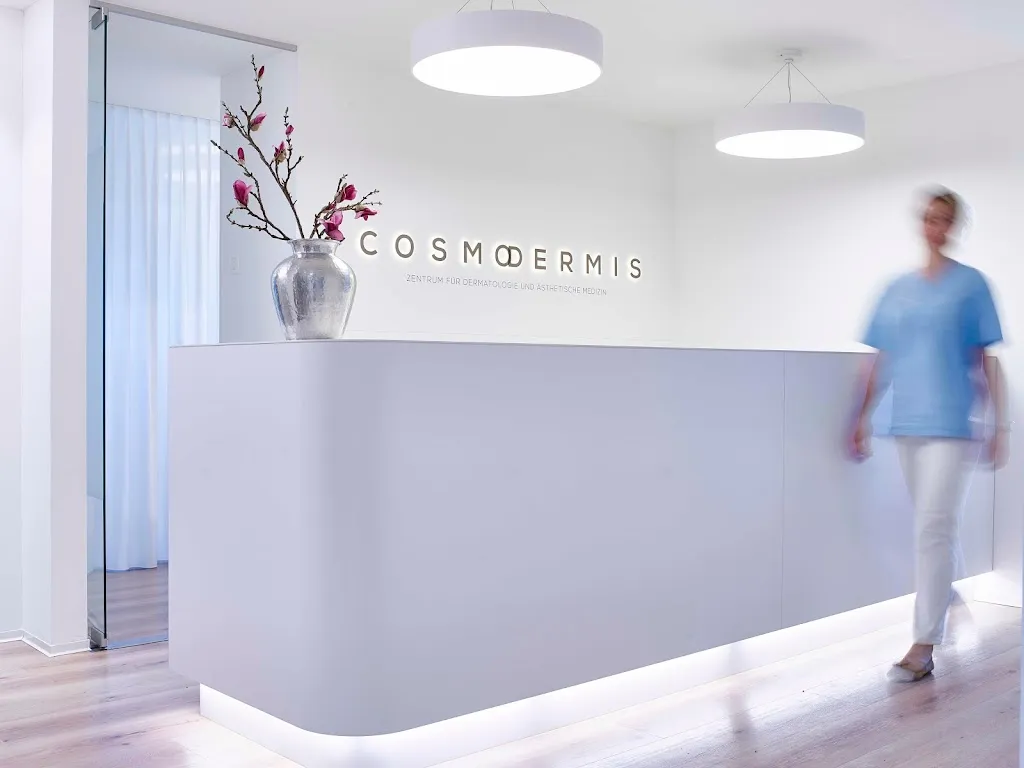 Cosmodermis | Dr. med. Ursula Gansser-Kälin - Fachärztin FMH für Dermatologie u. Venerologie_Einsiedeln_slider_image_1